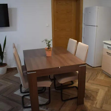 3 Appartement *