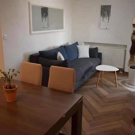 Apartman 3 * Liznjan